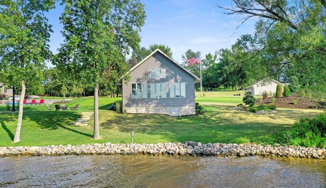 Cabin Getaway on Lake Noquebay