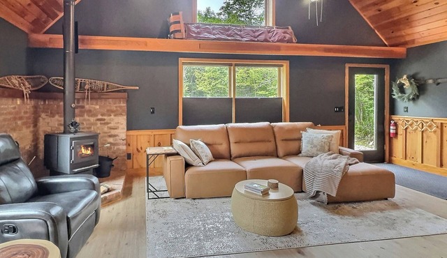 Cabin in Ellicottville, Fire Place & Hot Tub