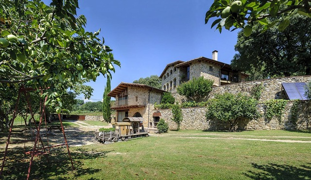 CABIN in the Garrotxa Volcanic Zone Natural Park. NATURE 100% !!