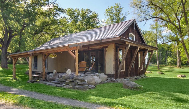 Cabin In the Finger Lakes near the Seneca Lake Wine Trail and Watkins Glen