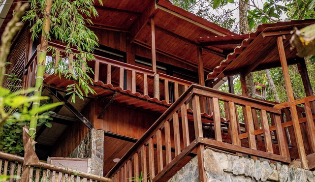 Cabin in the mountains with private jacuzzi surrounded by nature (pet friendly)