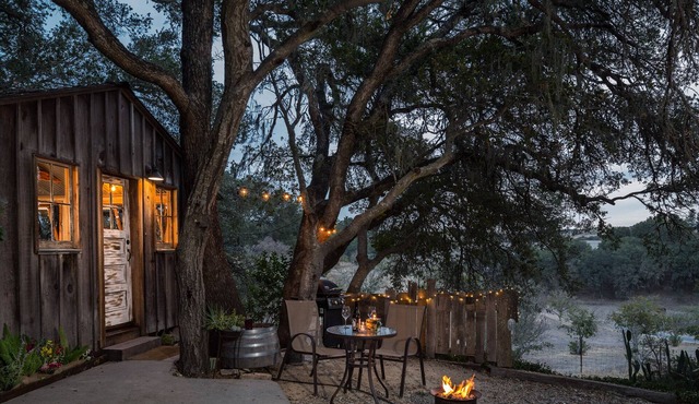 Cabin in the Wine Country-Surrounded by vineyards