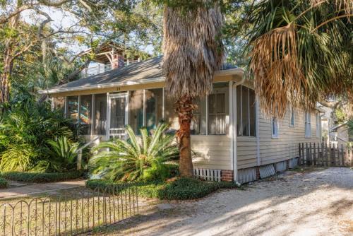 Cabin in Tybee Island, Georgia
