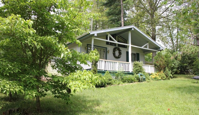 Cabin Near Burr Oak State Park