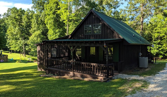 Cabin near Grayson Lake State Park KY 2 bedroom, 2 full bathrooms sleeps 4 plus