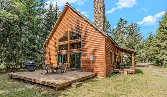 Cabin near Leota Trails