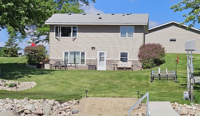 Cabin on Big Chippewa Lake for rent. Located in Brandon, MN.