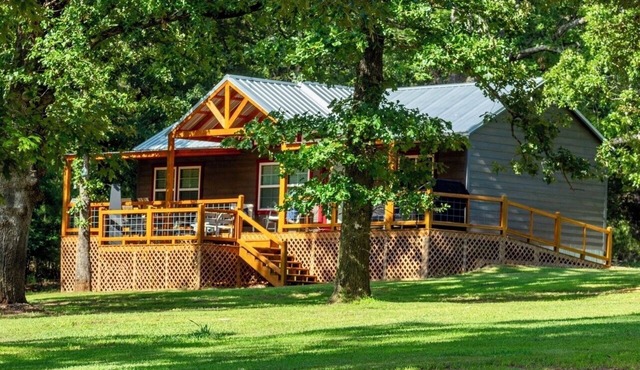 CABIN ON DOGWOOD POND: Spiritual Retreat & Country Resort for Rest & Restoration