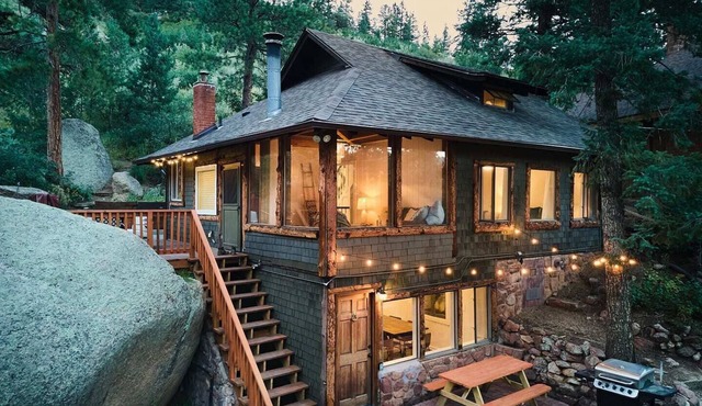 Cabin on Pikes Peak, Hot tub with Mountain Views