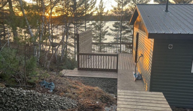Cabin on the Channel Bear Pass Rainy Lake