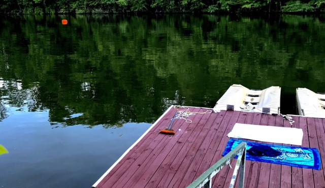 Cabin on the lake in Bankhead national forest