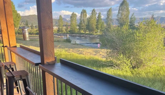 Cabin on the River-FISHING/Close to RMNP!