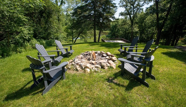 Cabin on Wapsi - Waterfront Relaxing Retreat, RV pad & hookups, farm next door