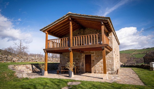 Cabin Pasiega Las Suertes