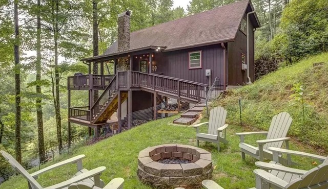 Cabin Retreat With Mountain and Water Views! Foosball, Fire Pit, AC