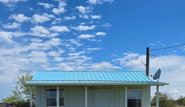 Cabin - Rustic, budget minded 2 bedroom cabin near Cabot Beach Provincial Park