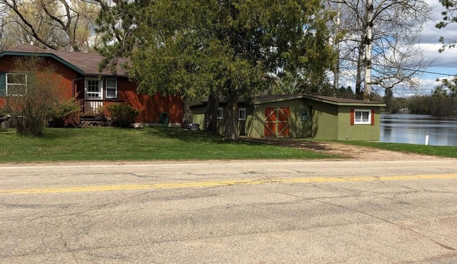 Cabin Sweet Cabin! Shawano County Wisconsin Lake Cottages
