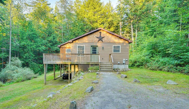 Cabin w/Beach Access in Brant Lake: Dogs Welcome!