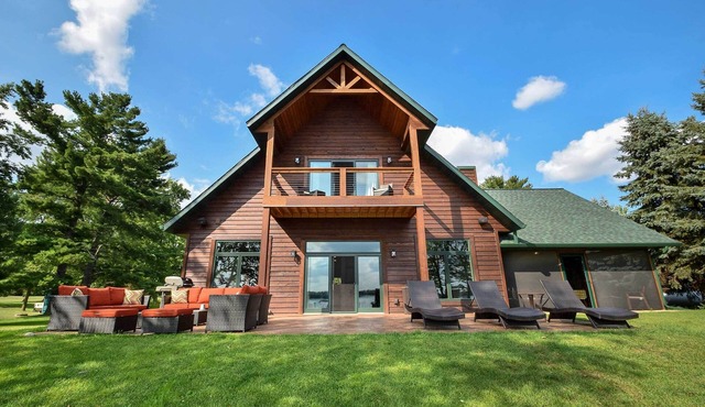 Cabin w/Gradual Slope to Sandy Bottom Swimming!