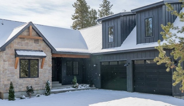 Cabin w/Hot Tub & Bunk Room - 20 Mins to Tamarack