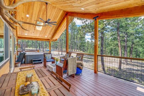 Cabin w/Hot Tub, Deck & Mtn Views in Westcliffe!