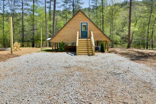 Cabin w/Lake Access Near Talladega Nat'l Forest
