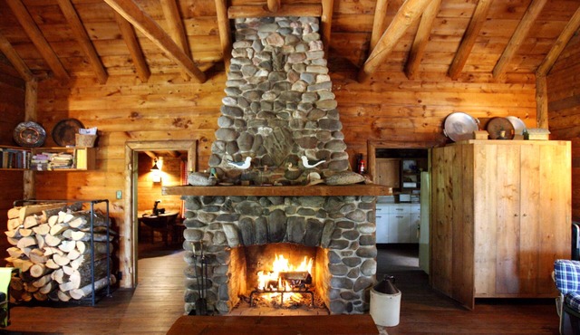 Cabin w/Private Beach. Views of Mountains, Lake and Sunset! Close to Acadia NP!