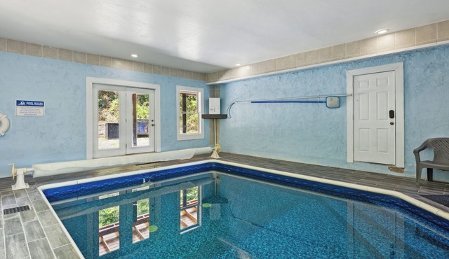Cabin w/views-Indoor Pool-Theater-Game Room