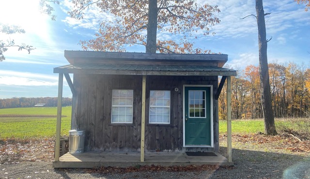 Cabin with Beautiful Hilltop Views
