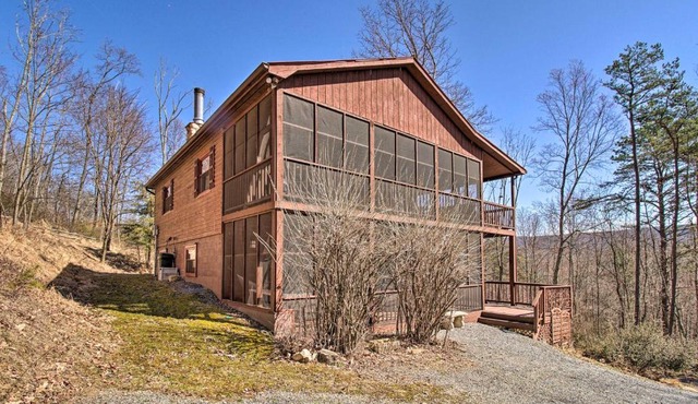 Cabin with Decks and Fire Pit Near Lost River!
