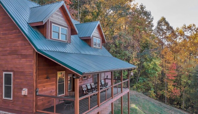 Cabin with Hot Tub, Game Room & Mountain Views!