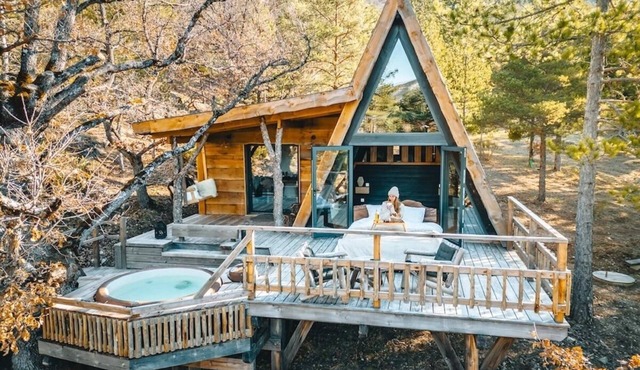 Cabin with private Jacuzzi - Petite Buëch