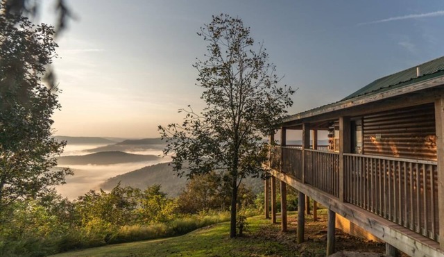 Cabin X w/Hot Tub & Beautiful Views
