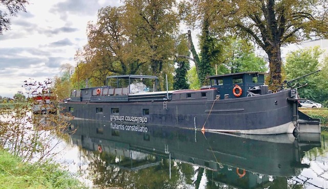 Cabine 03, gîte sur l'eau, péniche ma pensée