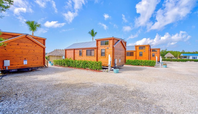 Cabins at Bonefish Bay