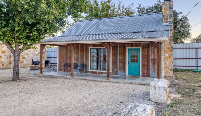 Cabins by the Frio River - River Rock Cabin #1