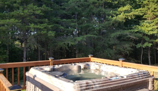 Cabins In Hocking - Fly the Coop