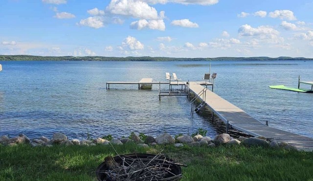 Cabins on Lake Lida