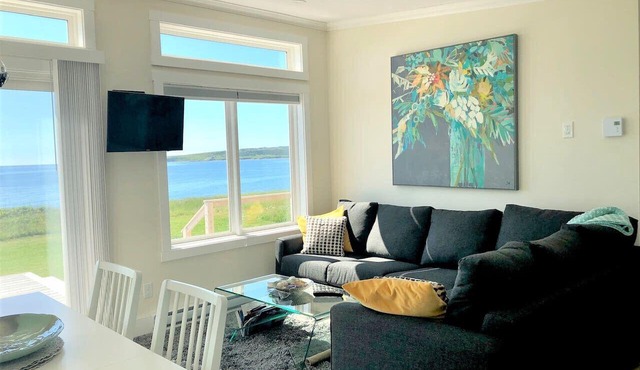 Cabot`s Modern-Day Beach House