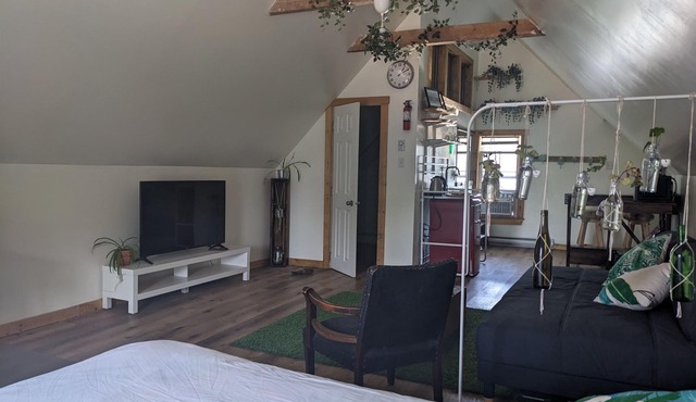 Cactus Suite (Downtown Wolfville)