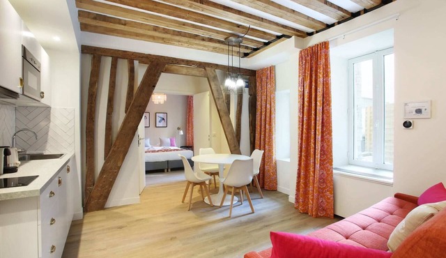 Cadet 105 - One Bedroom Apartment, Sleeps 4
