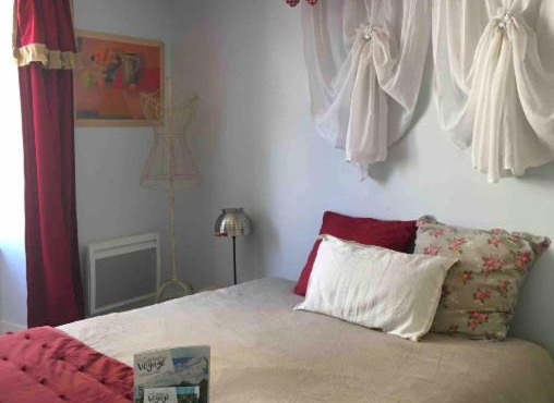 Café des Tours / Café Couette