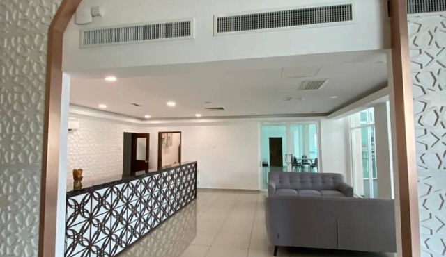 Cafe & Capital O 90756 Cara Hulu Hotel