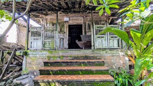 Cafe de Paris Homestay