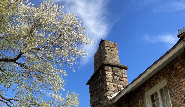 Cairn Cottage~Lake of the Ozarks~MM69~hot tub~kayaks~SUPs~no extra fees