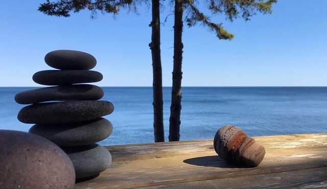 Cairn Cottage on Lake Superior's North Shore!