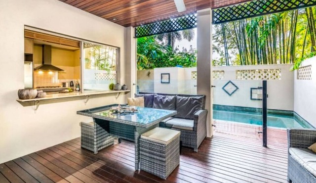 Cairns · Resort Living★12min to Airport★Private Pool for 8★Free WiFi★Parking