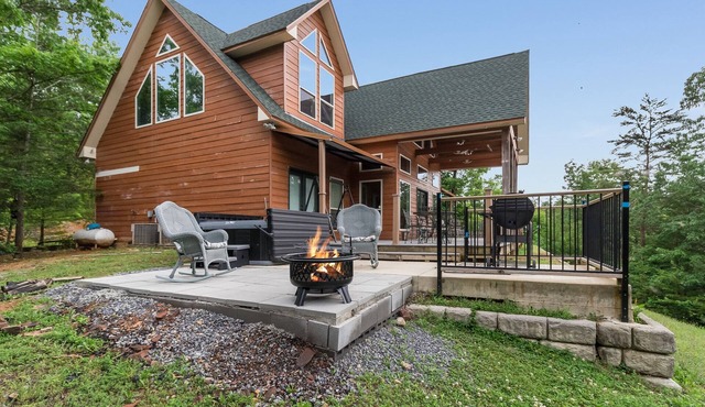 Cajun Spice | Outdoor Spaces, Hot Tub, Fire Pit