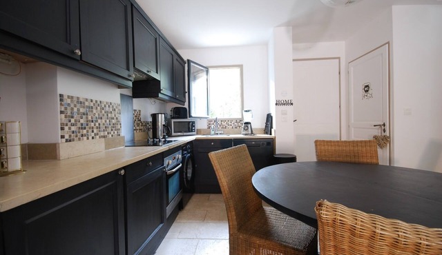 CALMET3 VILLA WITH ENCLOSED SPA