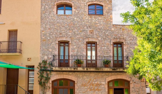 Cal Fuster De La Plaça